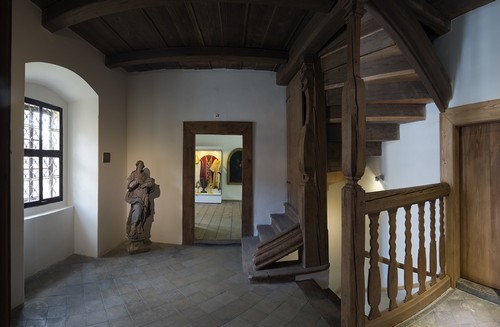 Loreta Rumburk - Expozice církevního umění Šluknovska -vstupní schodiště (Foto: Jiří Stejskal)